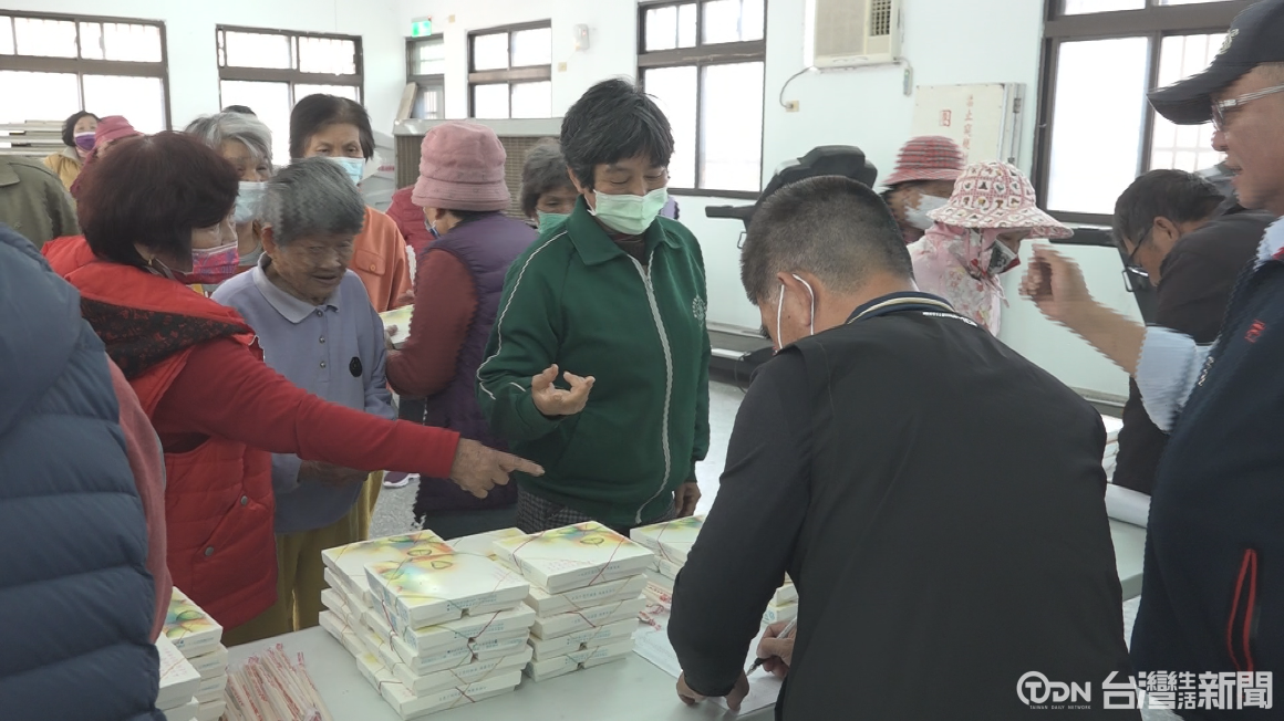 九隆試辦長青食堂 鼓勵長輩共餐同樂 - 鑫傳國際多媒體科技股份有限公司 TDN台灣生活新聞