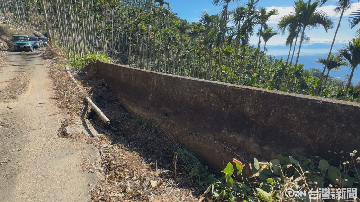 國姓中坑農路嚴重下陷 嚴重影響交通安全 - 鑫傳國際多媒體科技股份有限公司 TDN台灣生活新聞